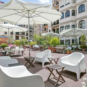 Mihlton Boutique Couette-café